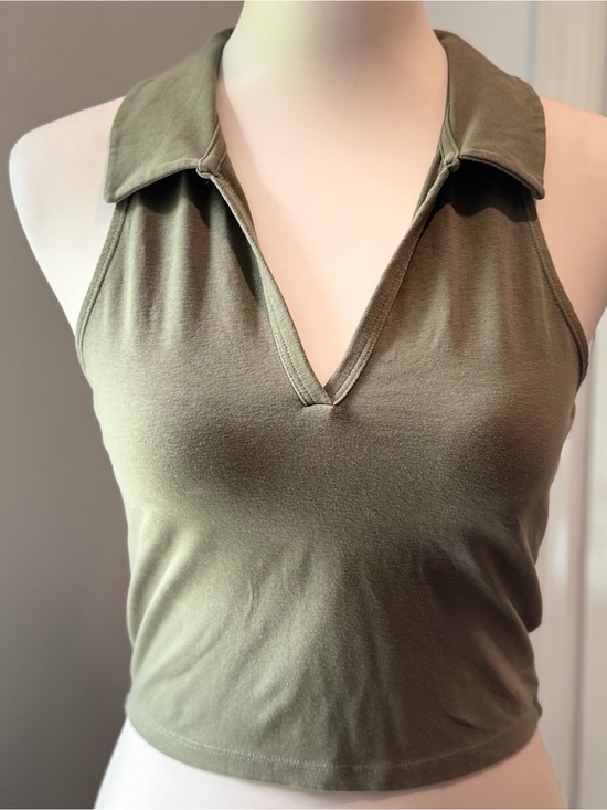 Abercrombie & Fitch Tops - Abercrombie & Fitch Olive Green Collared V-Neck Halter Crop Top | Size Small